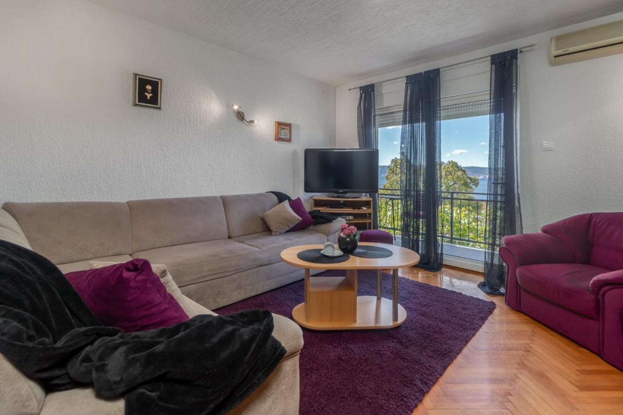 Lord Apartment